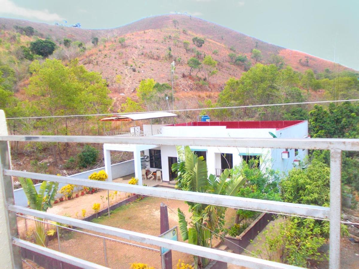 Abrhys Ridge Inn Coron Buitenkant foto