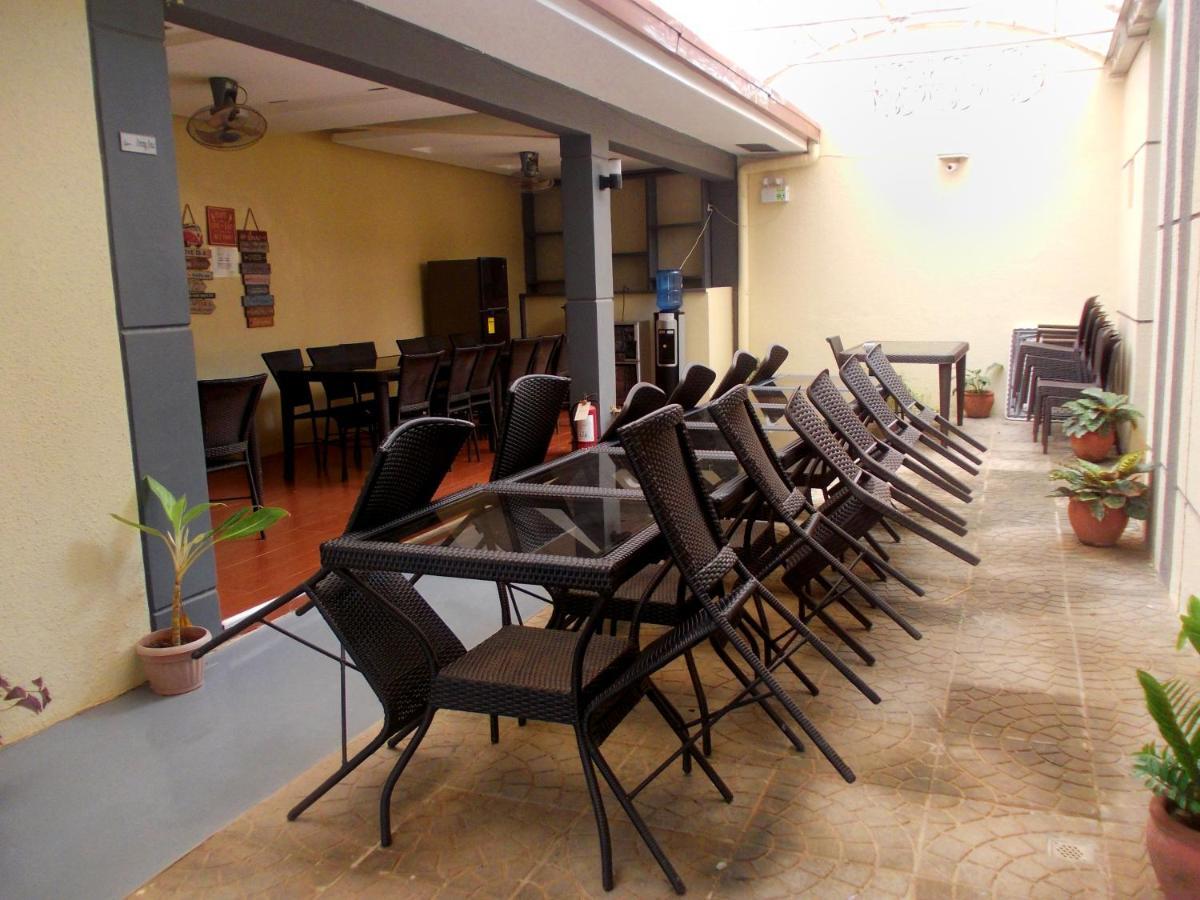 Abrhys Ridge Inn Coron Buitenkant foto